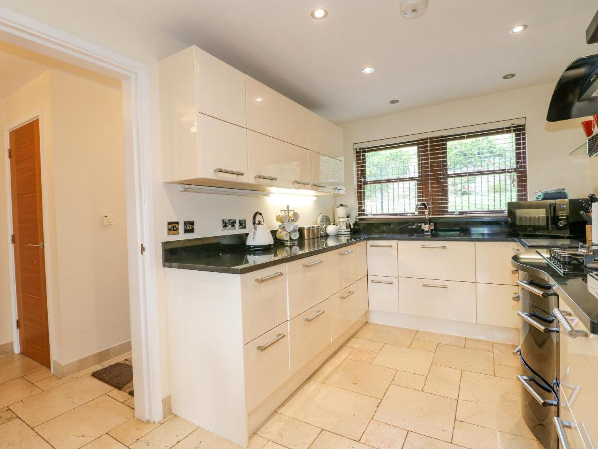 The Lillies Villa Great Rowsley Exterior photo